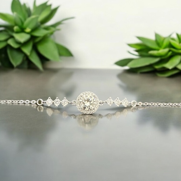 NIB MOISSANITE BRACELET - Picture 1 of 4